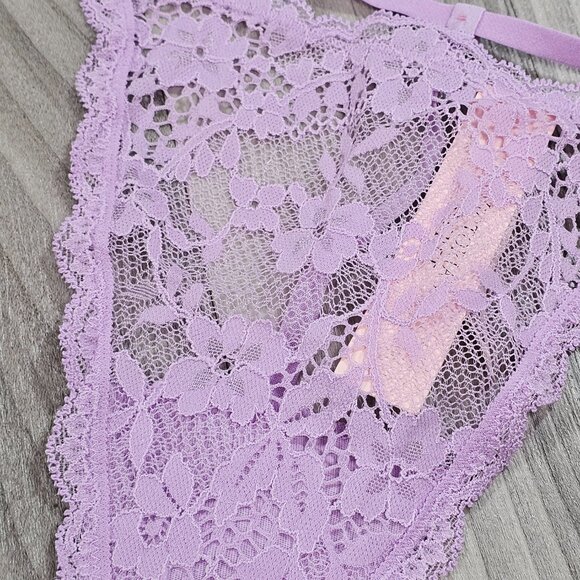 Victoria's Secret DREAM ANGELS Lilac Lace Adjustable V-String Thong Panty - Picture 2 of 4
